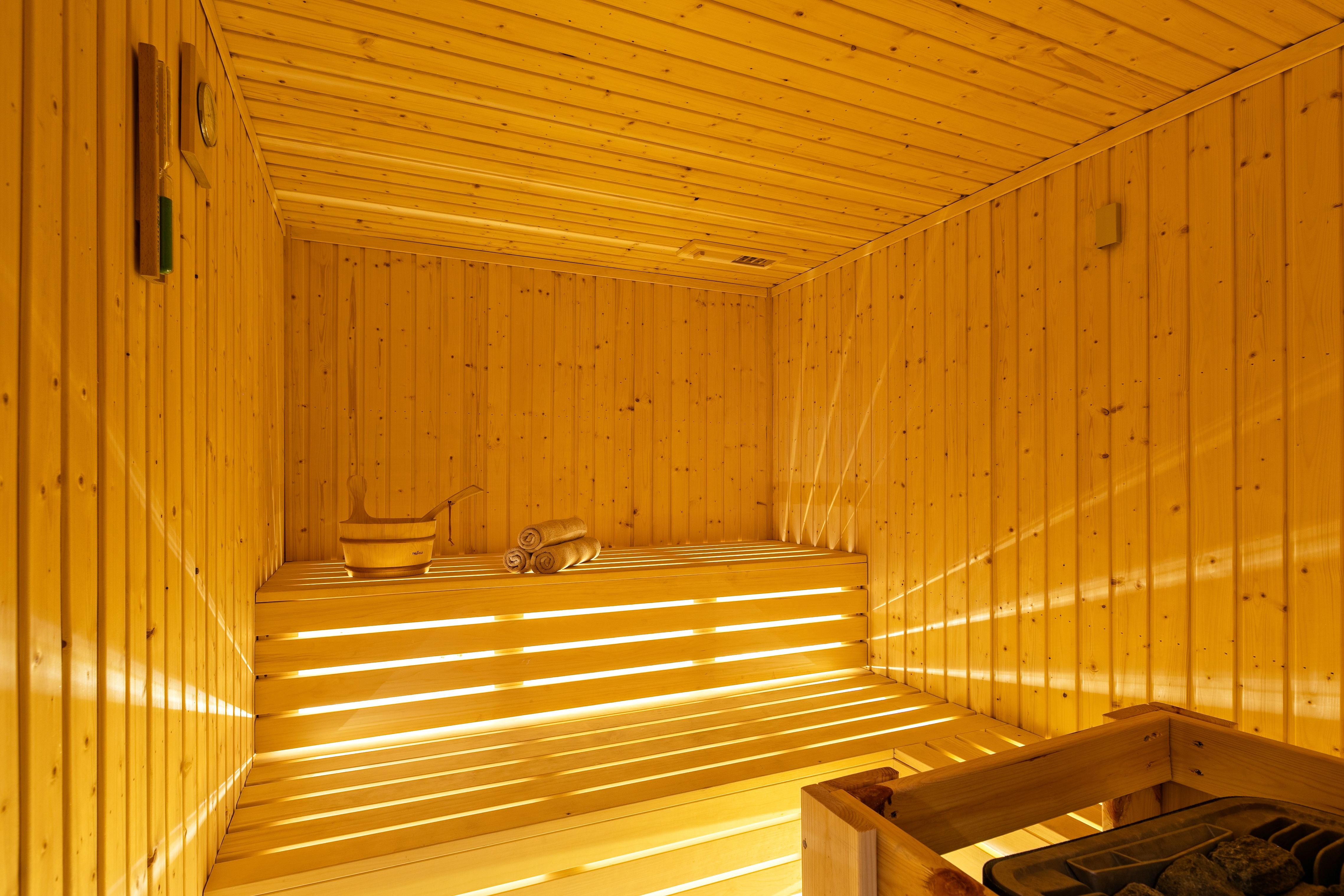 Ivi Mare - Designed For Adults By Louis Hotels Geroskipou Екстериор снимка Interior of a container sauna