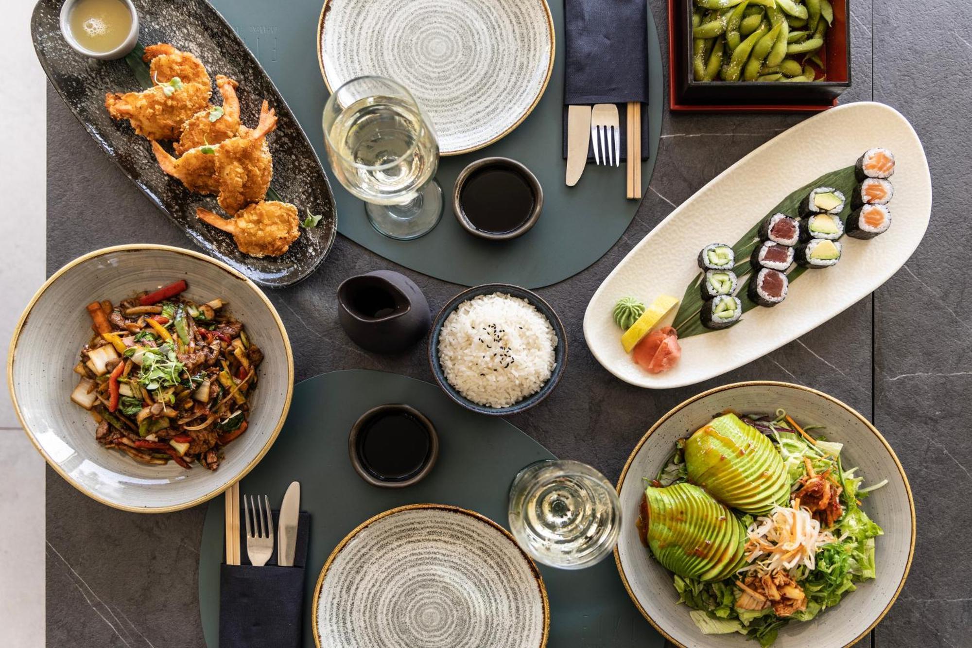 Ivi Mare - Designed For Adults By Louis Hotels Geroskipou Екстериор снимка A selection of dishes at the restaurant